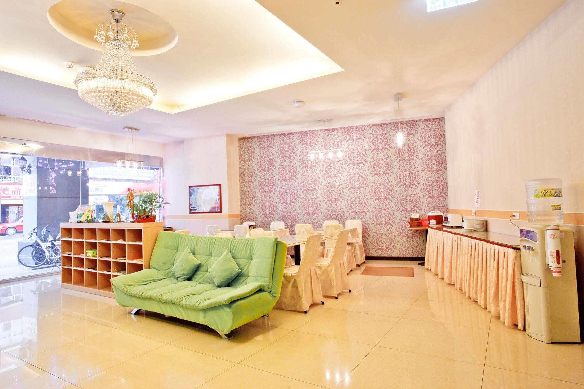 Green Park Commercial Hotel Đài Nam Ngoại thất bức ảnh